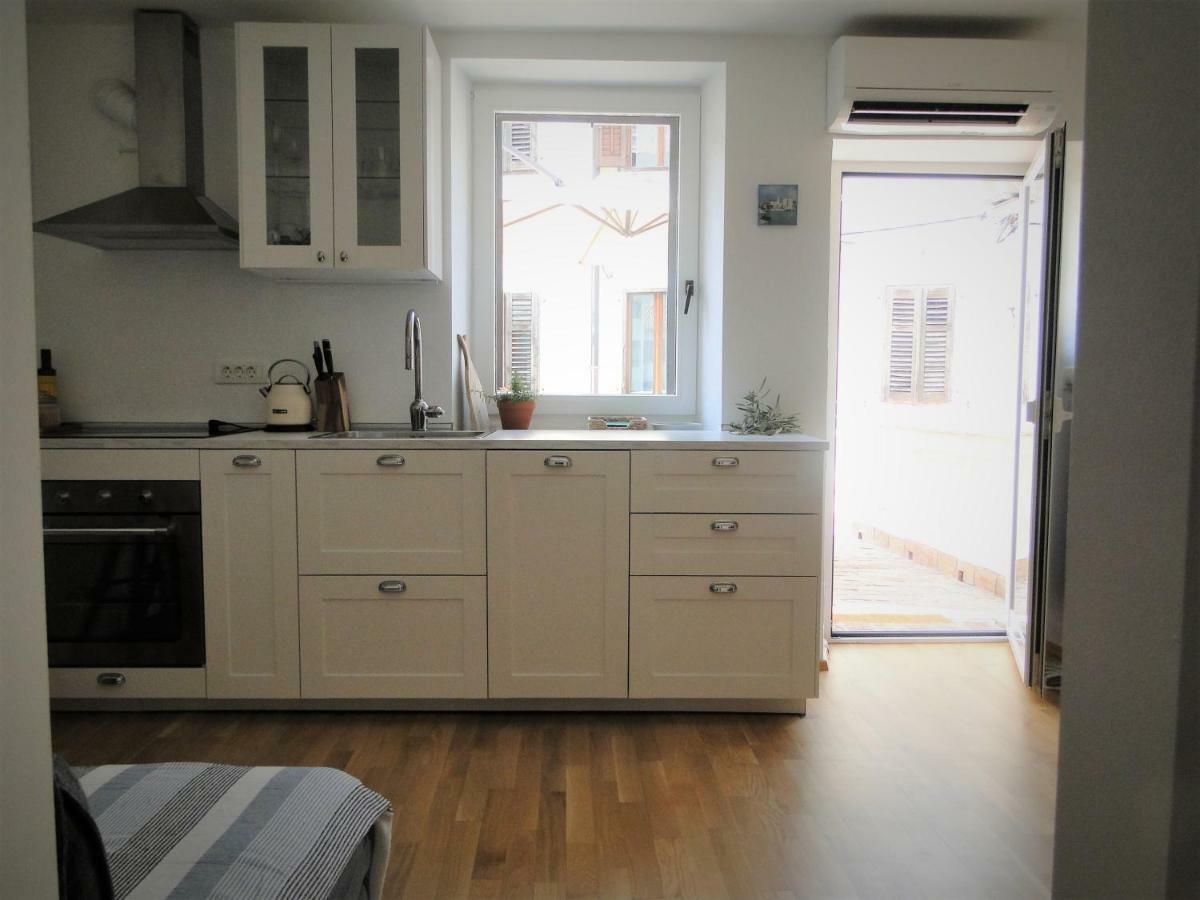 Apartma Na Terasi Izola Eksteriør bilde